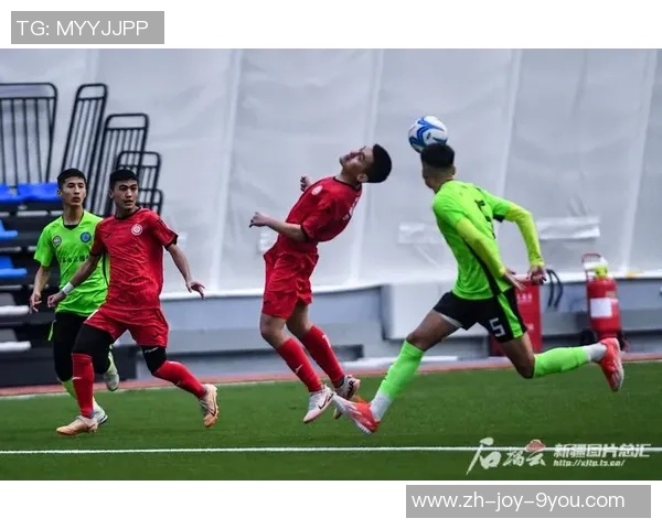 足球的魅力无穷尽,激情与梦想在绿茵场上交织绽放 足球的魅力无穷尽,激情与梦想在绿茵场上交织绽放